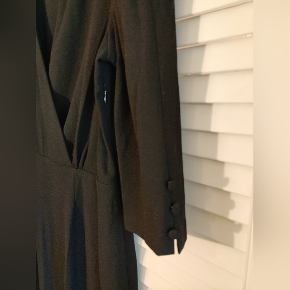 Maison Tara Black Long Sleeve Dress - Picture 4 of 7